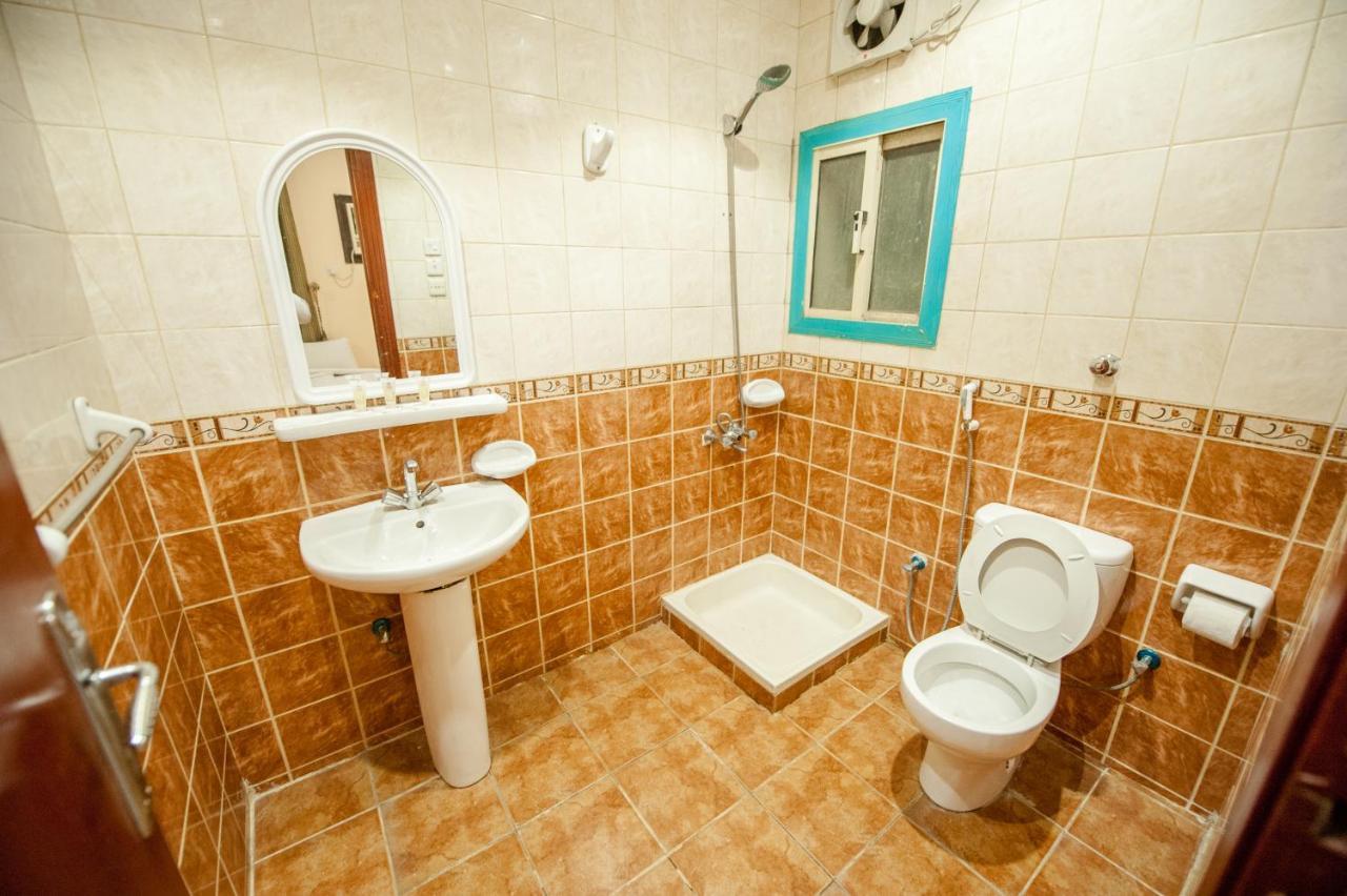 Отель Sadan Umm Al Qura Мекка Экстерьер фото